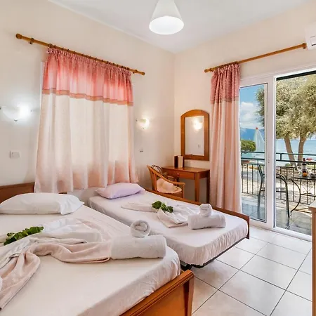 Club - 5 * Никиана