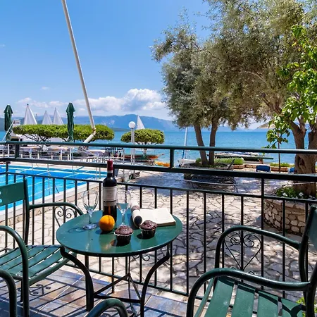 Club - 5 Апартаменты *